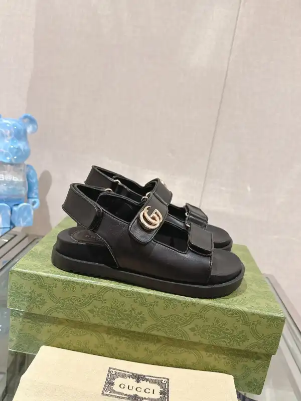 First Bag Ru GUCCI SLIDE SANDALS