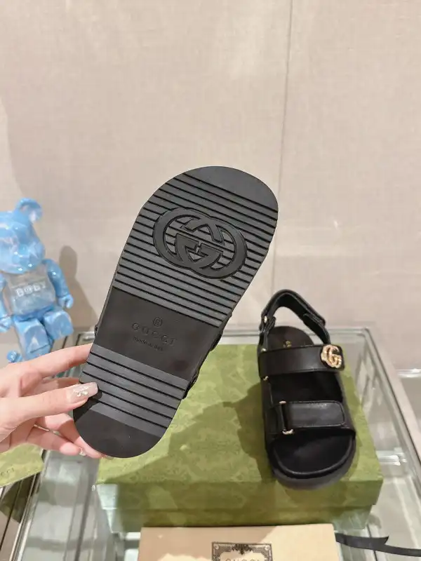 First bag ru GUCCI SLIDE SANDALS