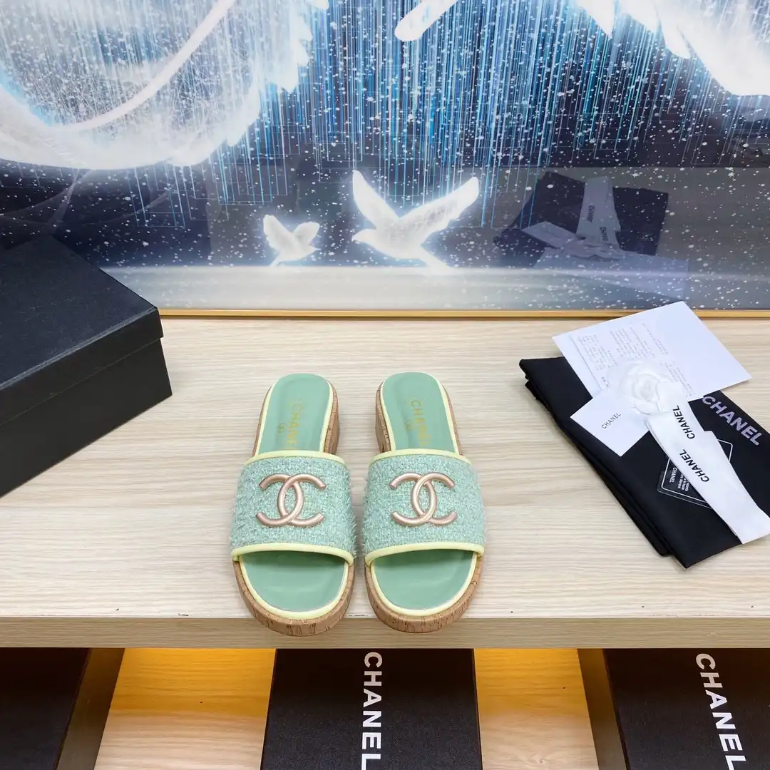 CL SANDALS