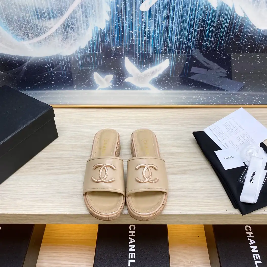 CL SANDALS