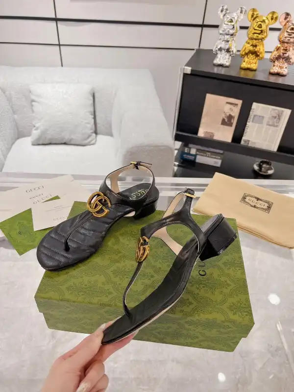 Bagsoffer GUCCI SLIDE SANDALS