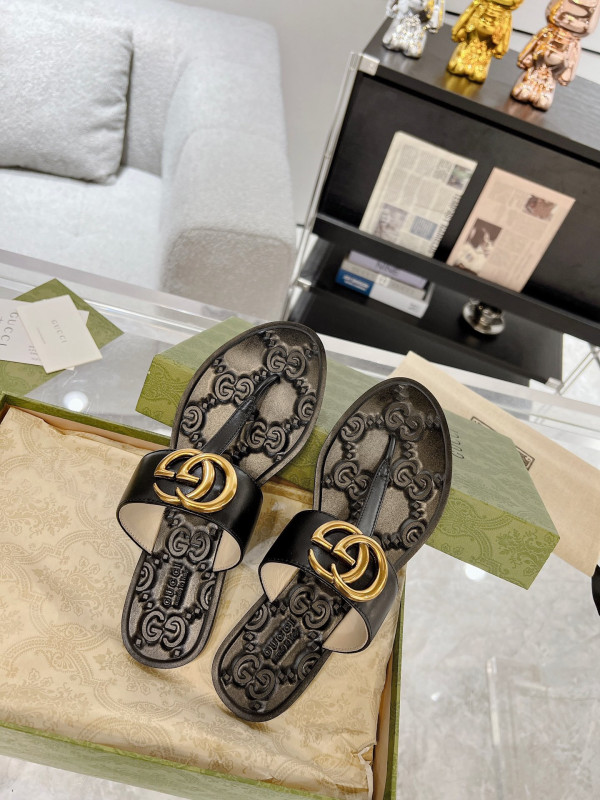 [FREE SHIPPING] GUCCI SLIDE SANDALS