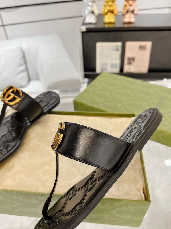 [FREE SHIPPING] GUCCI SLIDE SANDALS