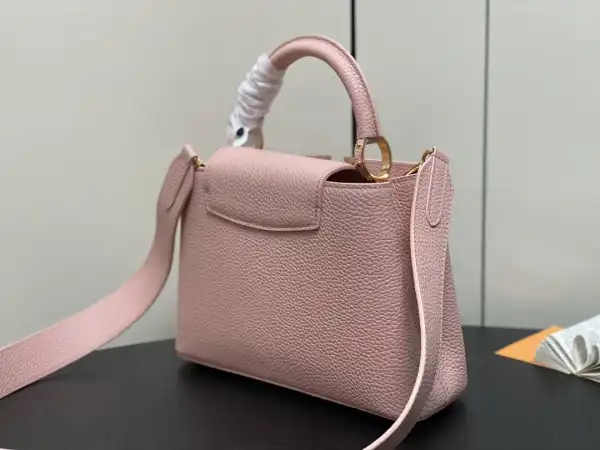 First Bag Ru LOUIS VUITTON CAPUCINES BB-27*18*9CM