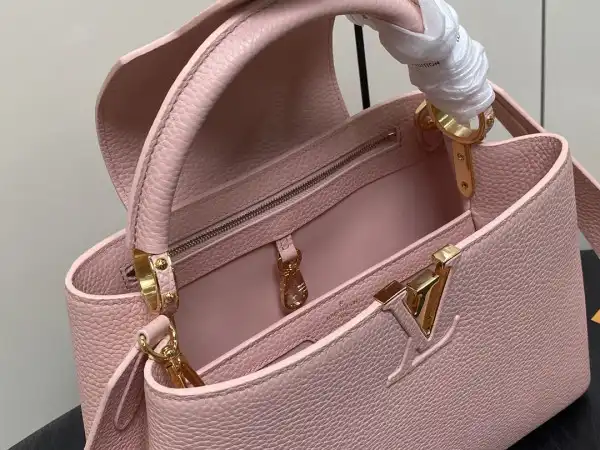 First bag ru LOUIS VUITTON CAPUCINES BB-31.5*20*11CM