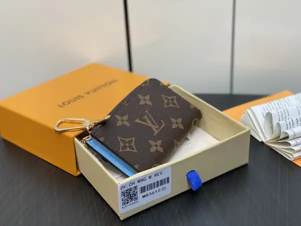 Aaa replica ru LOUIS VUITTON Noa WALLET-11*7*1.5cm