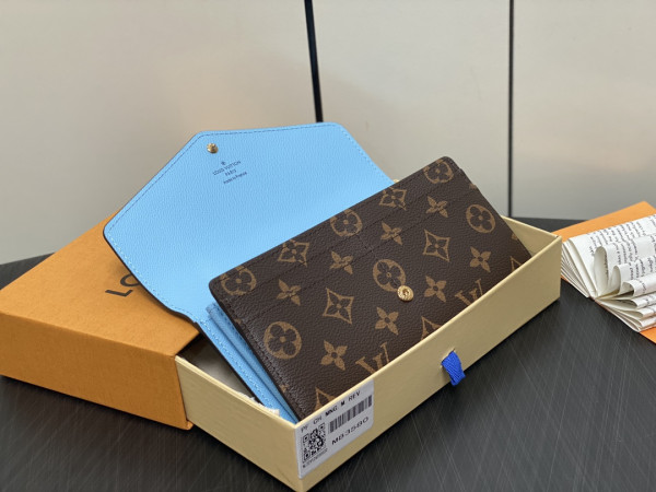 HOT SALE Louis Vuitton SARAH WALLET-19*10.5*2cm