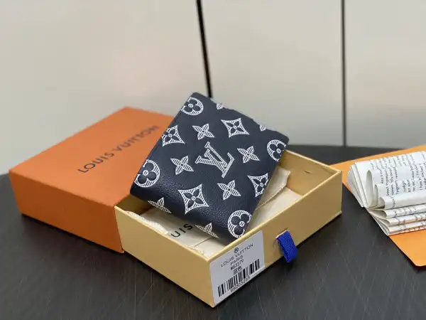 Where to buy Cheap LOUIS VUITTON MULTIPLE WALLET-11.5*9*1.5cm