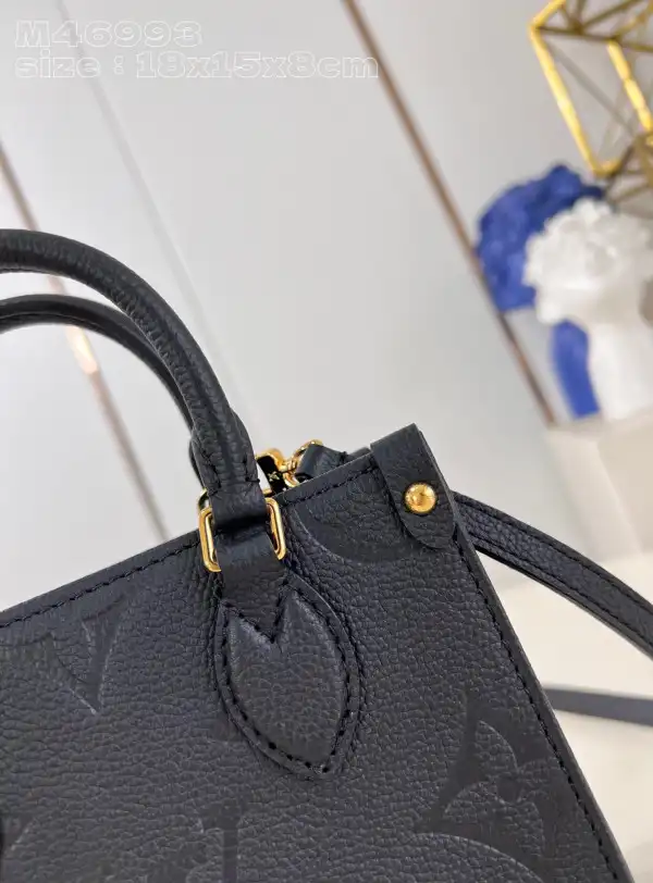 First bag ru LOUIS VUITTON ONTHEGO BB-18*15*8.5cm