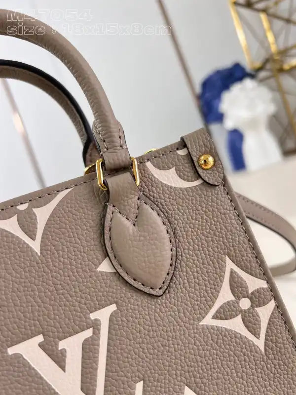 First bag ru LOUIS VUITTON ONTHEGO BB-18*15*8.5cm