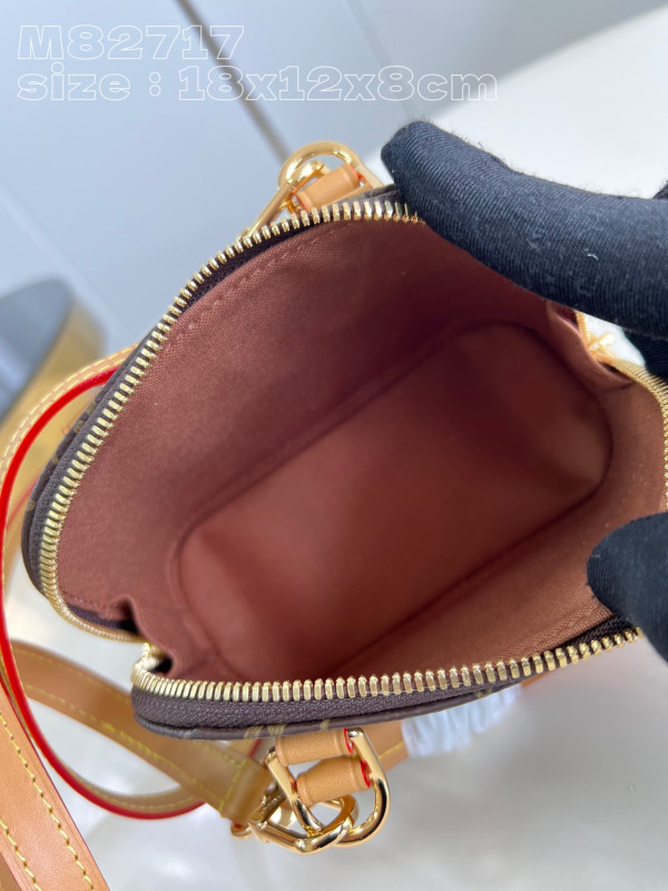 [FREE SHIPPING] LOUIS VUITTON Nano Alma-18*12*8cm