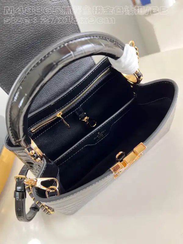 LOUIS VUITTON CAPUCINES BB-27*18*9CM