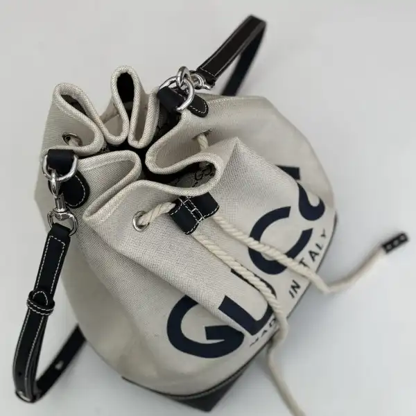 SMALL SHOULDER BAG WITH GUCCI PRINT-22.5*31*15CM