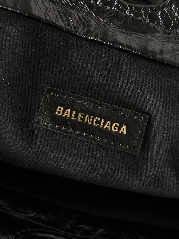 HOT SALE Balenciaga Crush Tote-39.9x46.0x14.0CM