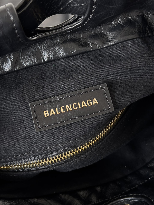 HOT SALE Balenciaga Crush Tote-23.9*25.9*9.9CM