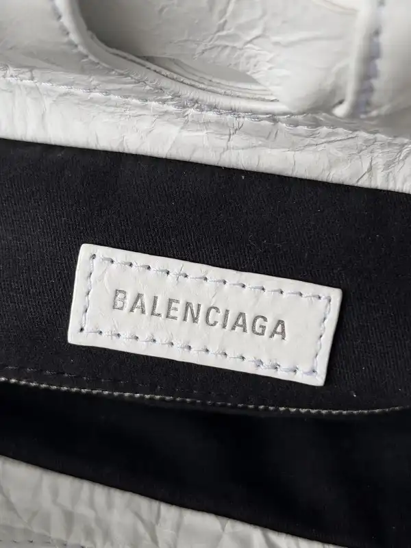 Yupoo bagsoffer Balenciaga Crush Tote-23.9*25.9*9.9CM