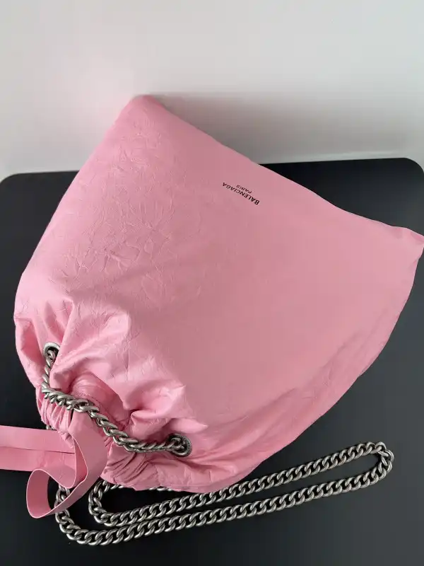 First bag ru Balenciaga Crush Tote-39.9x46.0x14.0CM