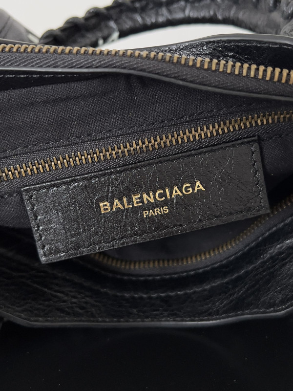 HOT SALE Balenciag Graffiti Classic City-23*9*16cm