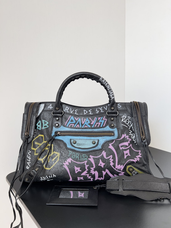 HOT SALE Balenciag Graffiti Classic City-38*14*24CM