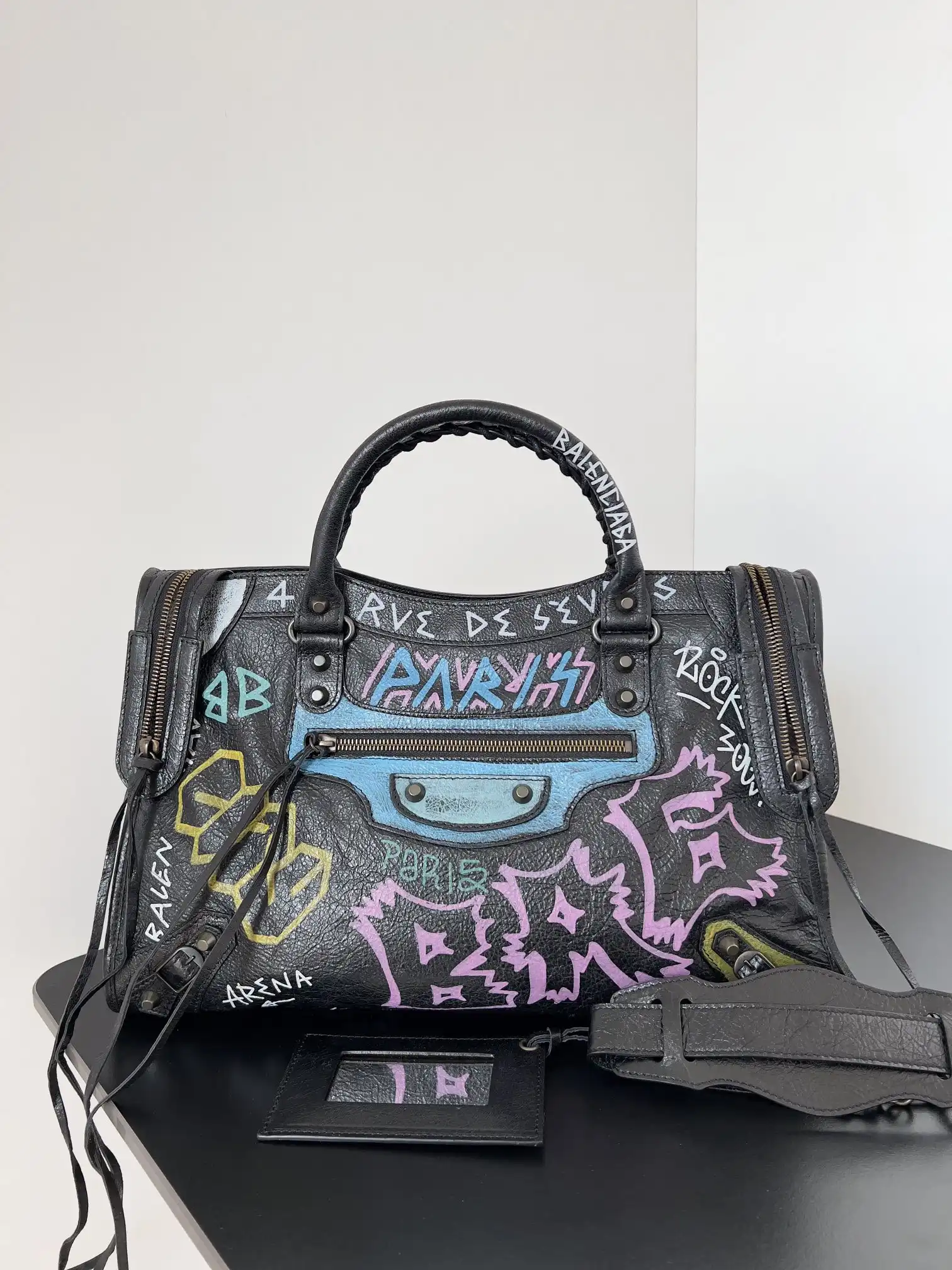 Frstbag ru Balenciag Graffiti CHANELassic City-38*14*24CM