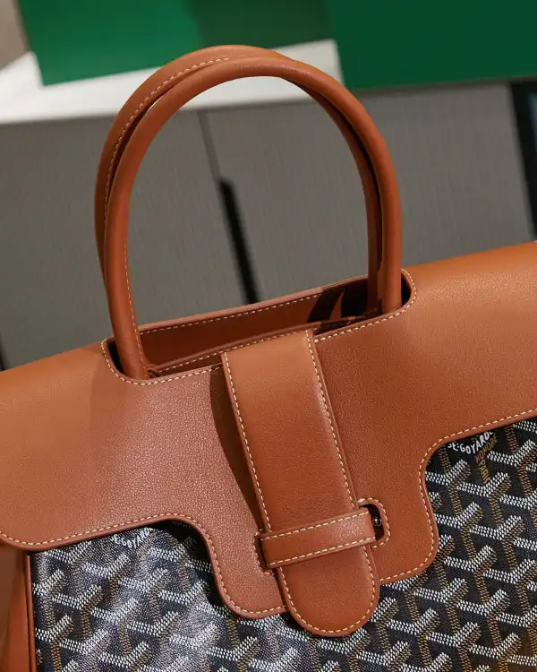 GOYARD SAIGON-34*16*25cm