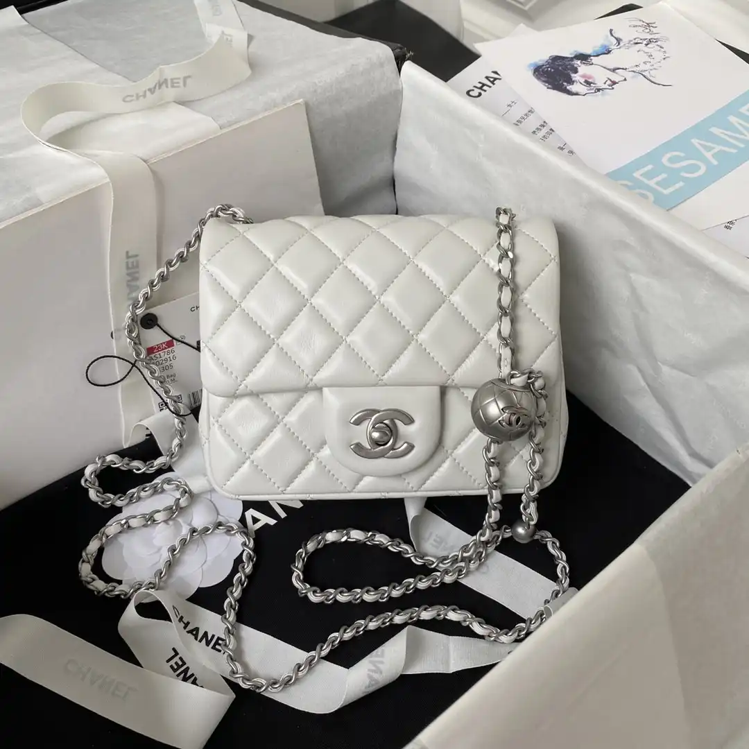 First bag ru CHANEL FLAP BAG 17CM