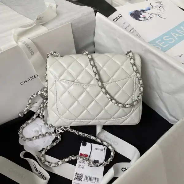 CHANEL FLAP BAG 17CM