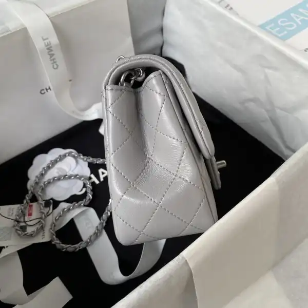 CHANEL FLAP BAG 17CM