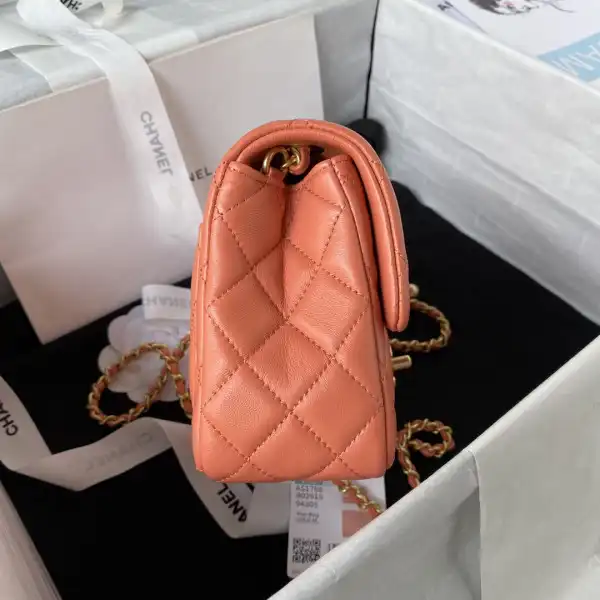 CHANEL FLAP BAG 17CM