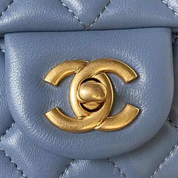 Firstbag Ru CHANEL FLAP BAG 20CM