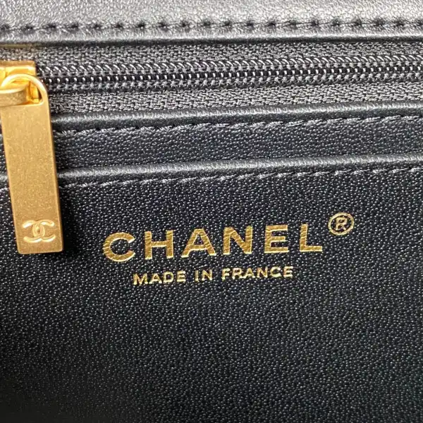 CHANEL FLAP BAG WITH TOP HANDLE-20*12*6cm