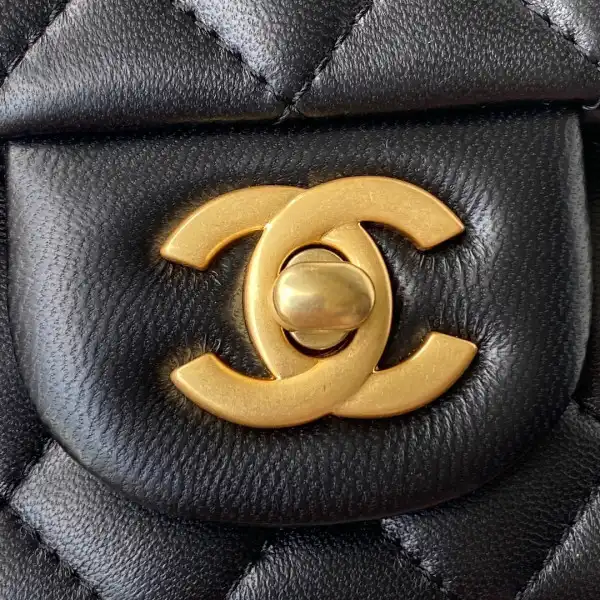 CHANEL FLAP BAG WITH TOP HANDLE-20*12*6cm