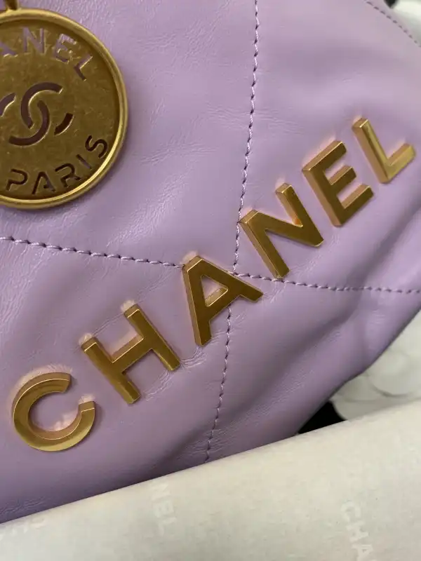 CHANEL HANDBAG -23*18.5*6cm