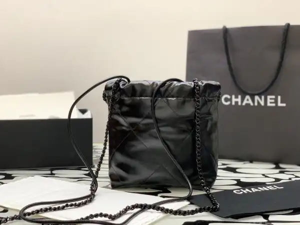 CHANEL HANDBAG -23*18.5*6cm