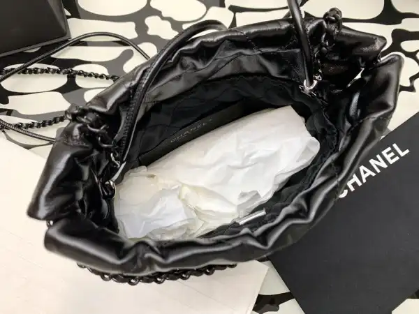 CHANEL HANDBAG -23*18.5*6cm