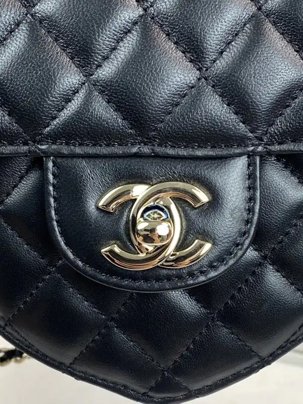 First Bag Ru CHANEL Heart Bag-18*16.5*6.5CM