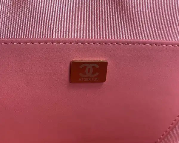 CHANEL Heart Bag-18*16.5*6.5CM