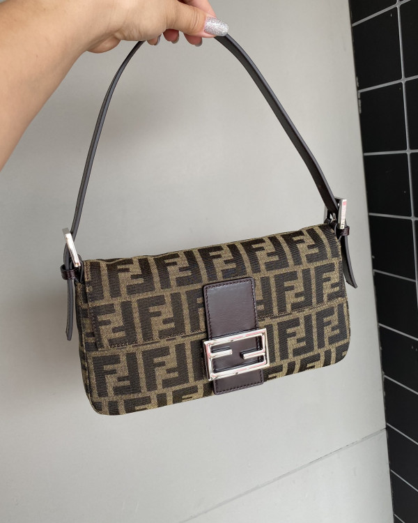 HOT SALE FENDI BAGUETTE-26*15*4cm