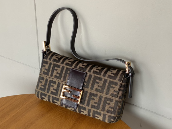 HOT SALE FENDI BAGUETTE-26*15*4cm