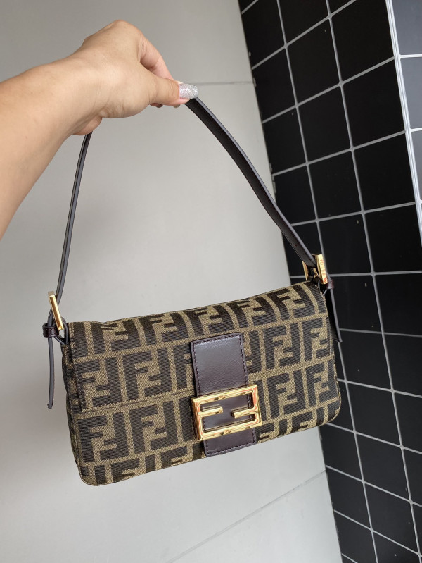 HOT SALE FENDI BAGUETTE-26*15*4cm