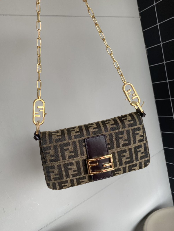 HOT SALE FENDI BAGUETTE-26*15*4cm