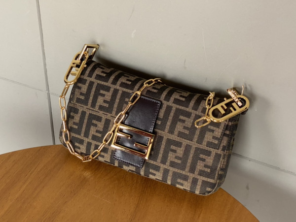 HOT SALE FENDI BAGUETTE-26*15*4cm