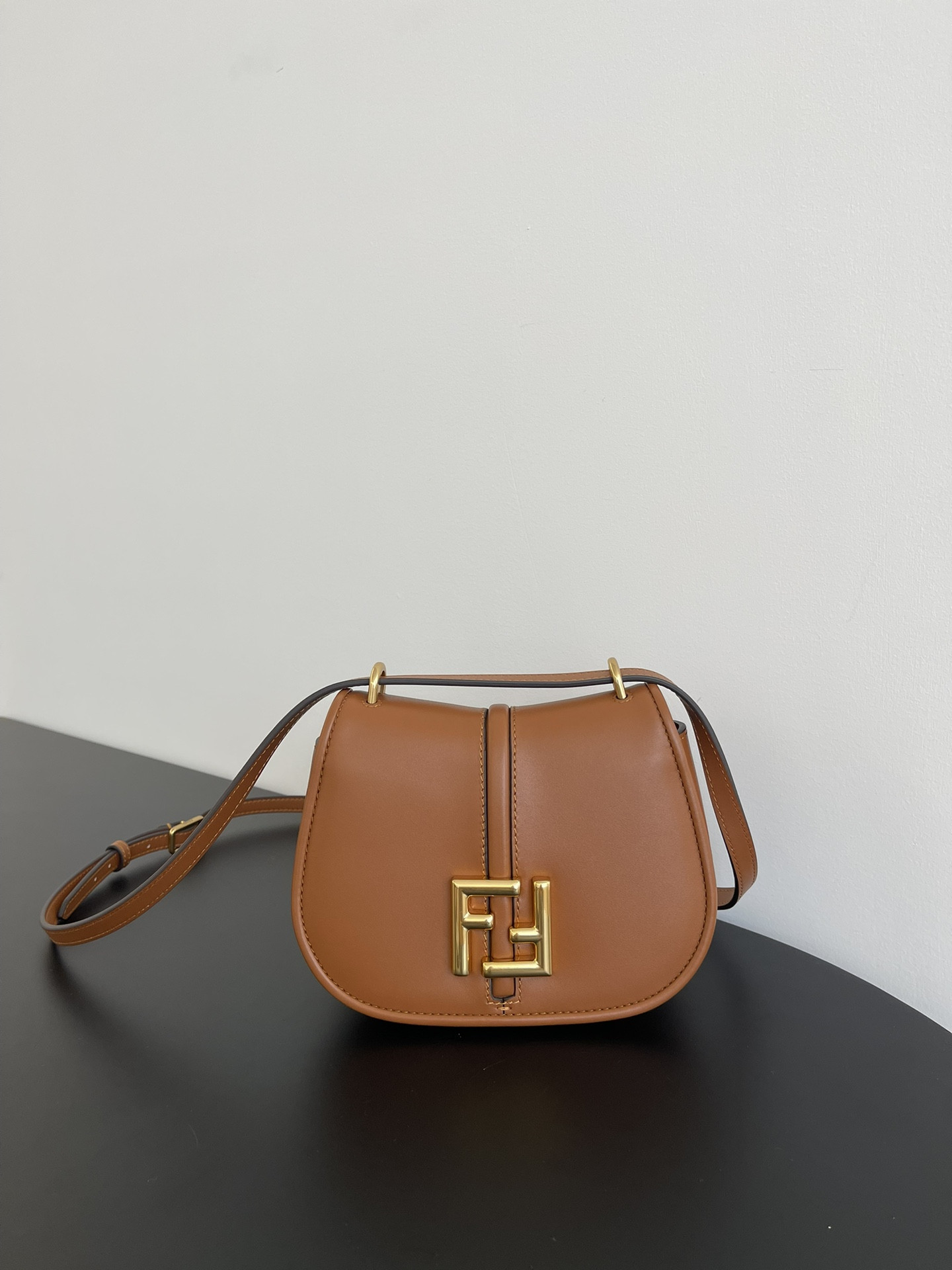 HOT SALE Fendi C'mon -21*6.5*15CM