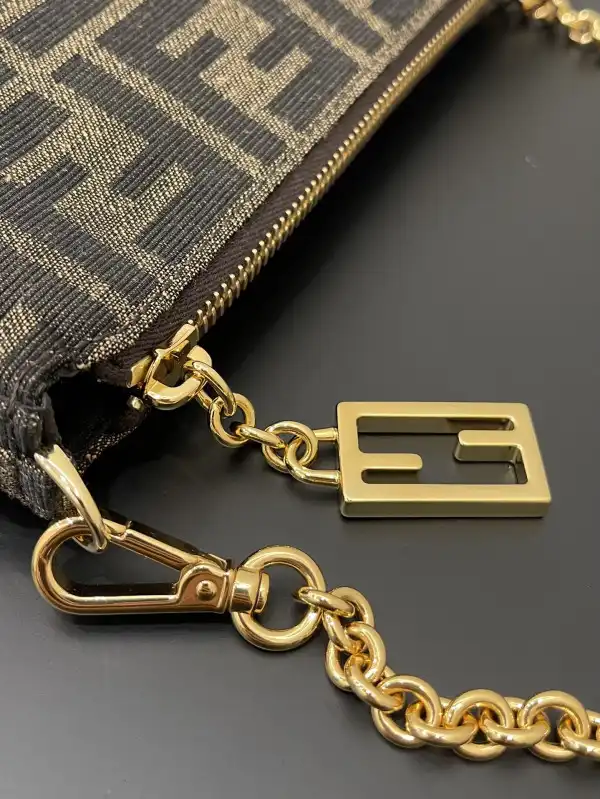 FENDI Baguette Pouch-20*3*13cm