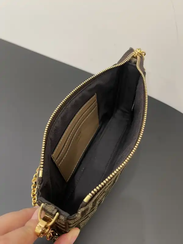 FENDI Baguette Pouch-20*3*13cm