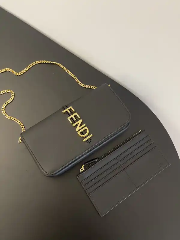 Fendi Graphy Bag-22*5*11CM