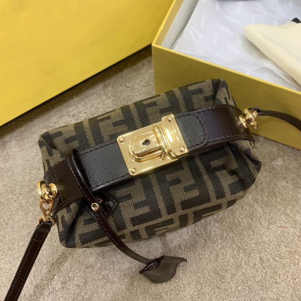 HOT SALE Fendi vintage Bag-16*9*11CM