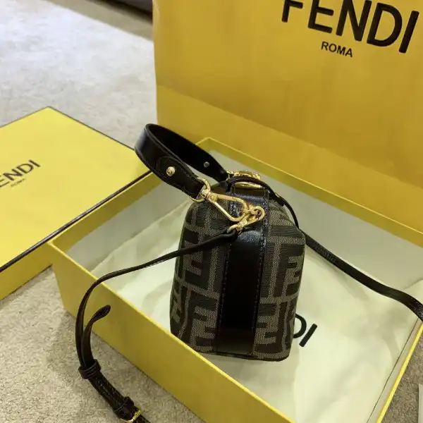 Fendi vintage Bag-16*9*11CM