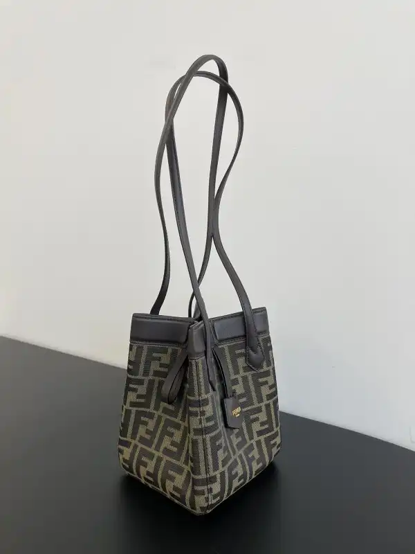 Fendi Origami-15*18.5*15CM