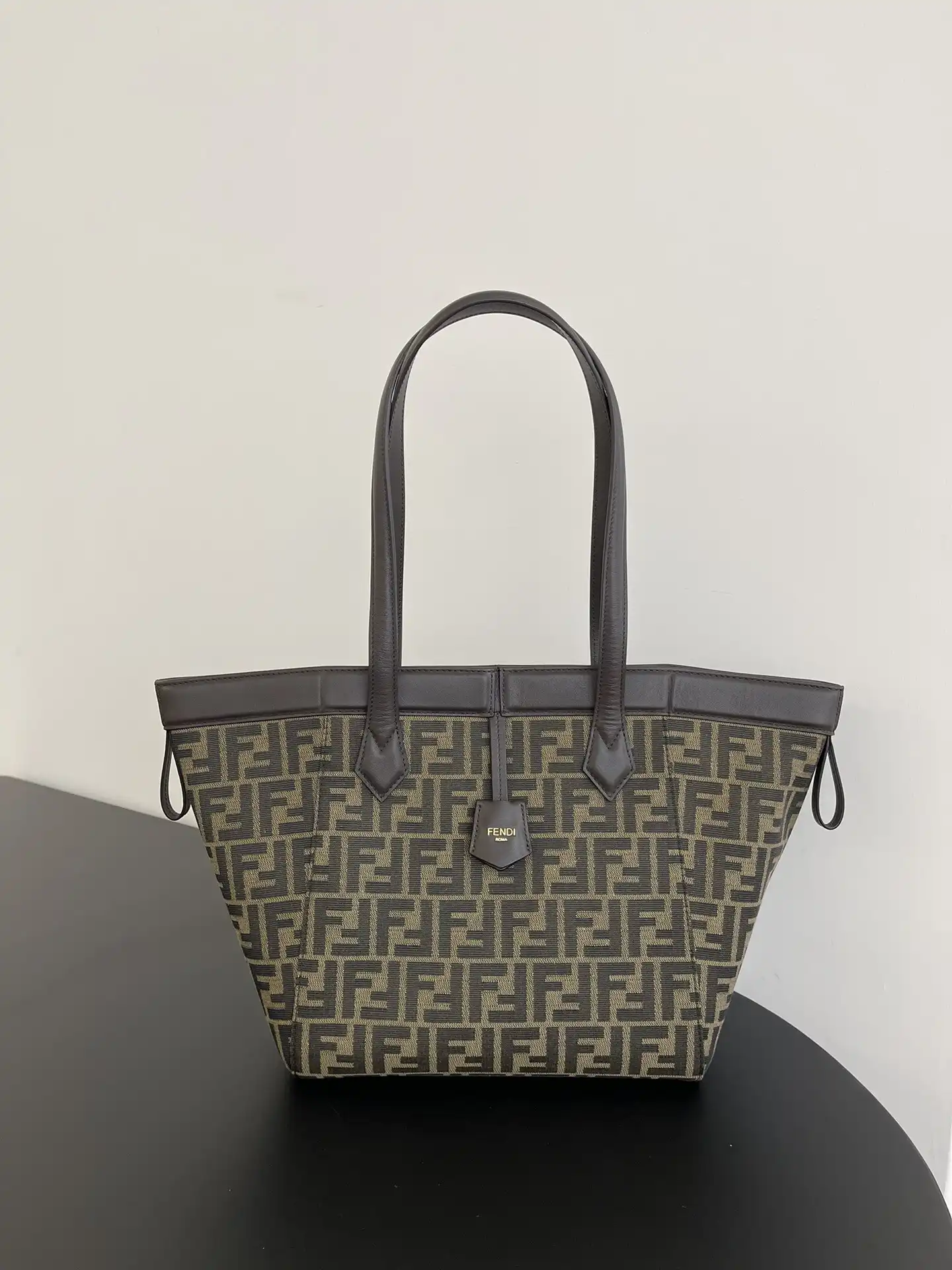 First bag ru Fendi Origami-27*27*16.5cm